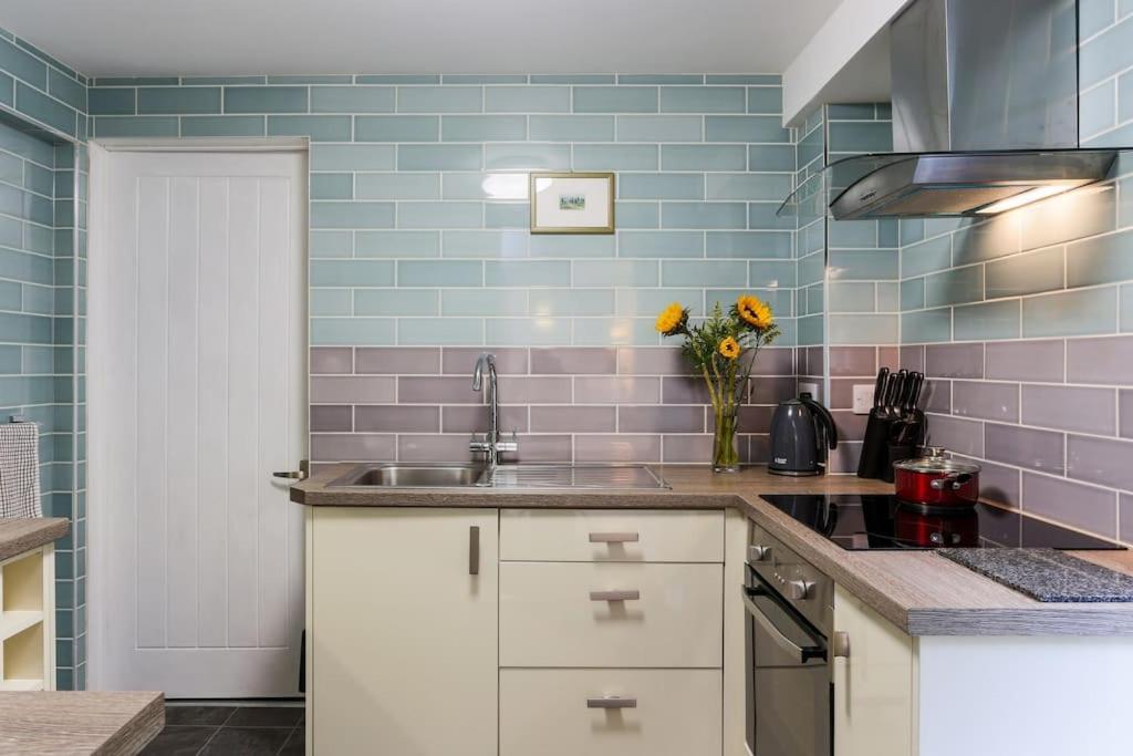 Truro Apartment In A Stunning Quiet Location 외부 사진